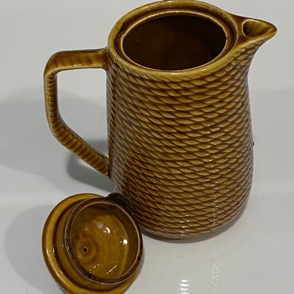 Pitcher - Picture 2 of 4